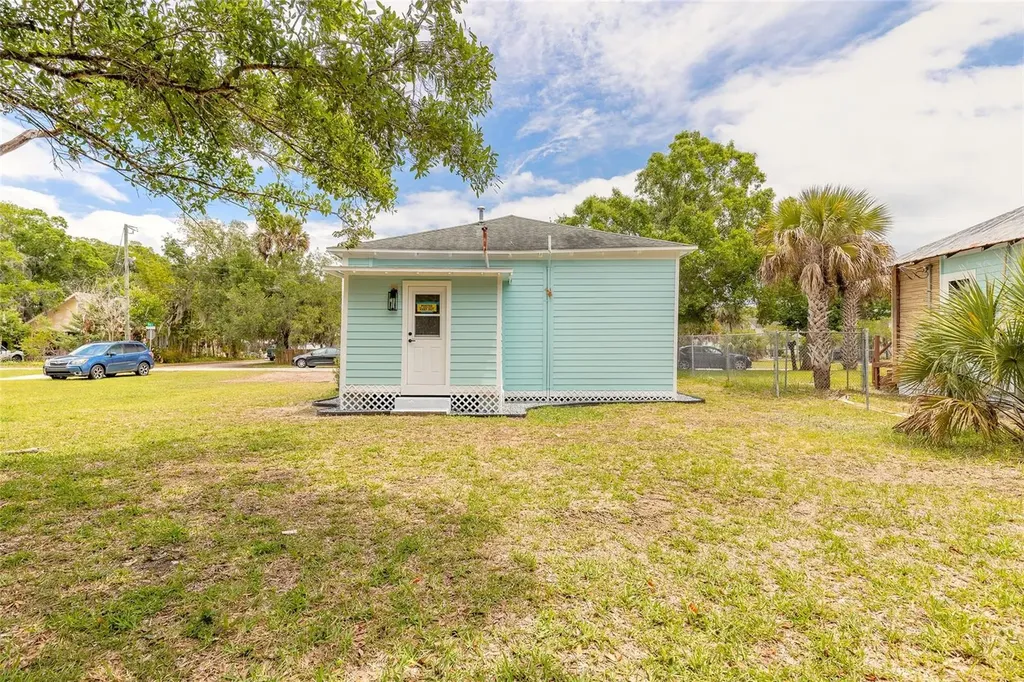 306 Sheldon Street New Smyrna Beach FL 32168