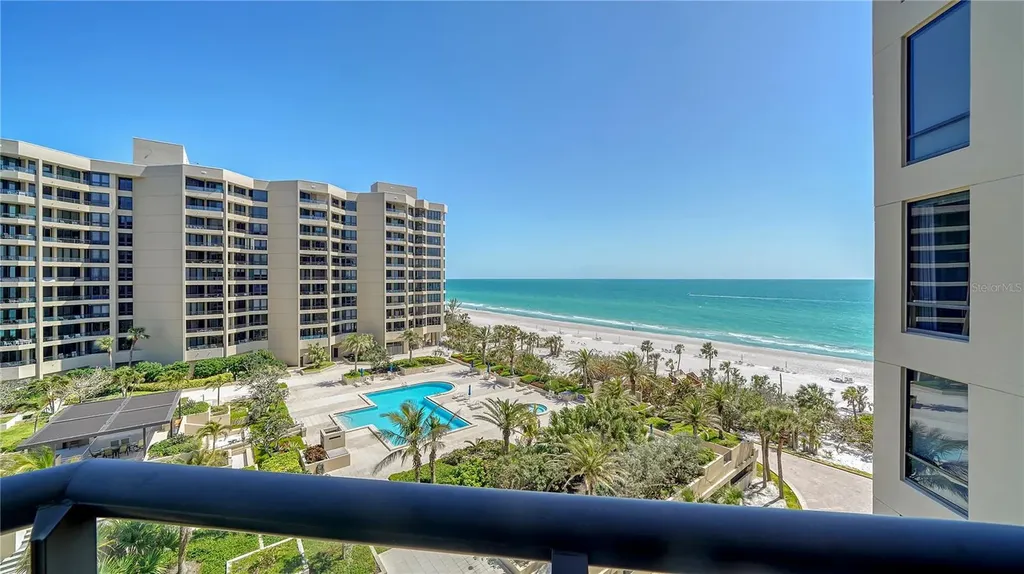 1241 Gulf Of Mexico Drive Longboat Key FL 34228