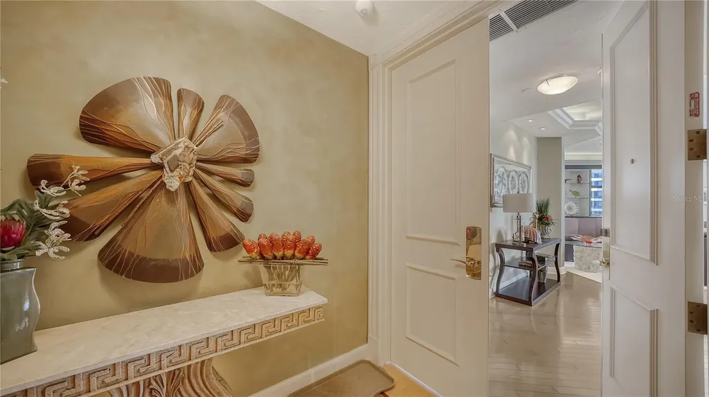 1241 Gulf Of Mexico Drive Longboat Key FL 34228