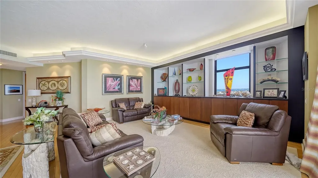 1241 Gulf Of Mexico Drive Longboat Key FL 34228