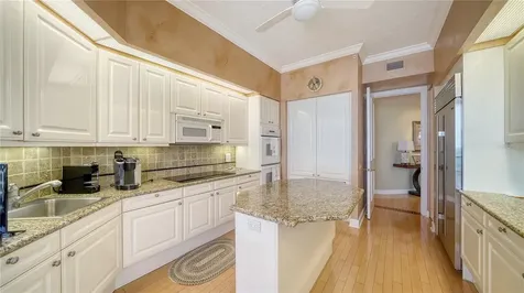 1241 Gulf Of Mexico Drive Longboat Key FL 34228