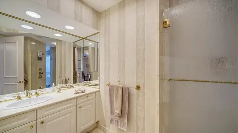 1241 Gulf Of Mexico Drive Longboat Key FL 34228