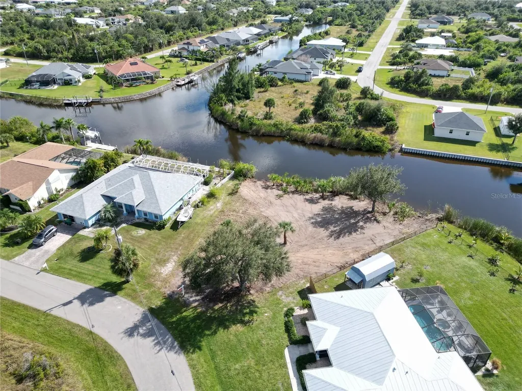 9588 Nastrand Circle Port Charlotte FL 33981