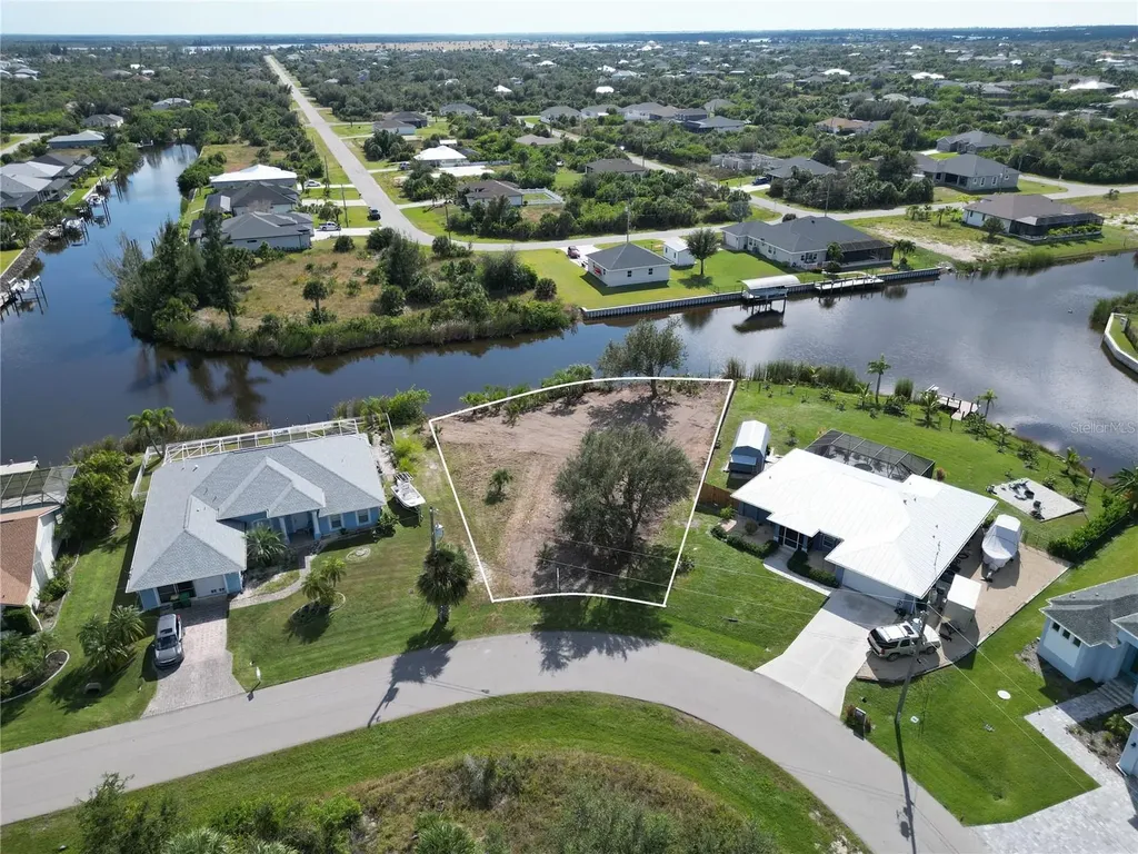 9588 Nastrand Circle Port Charlotte FL 33981