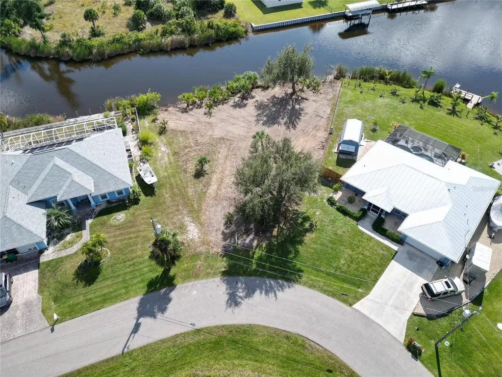 9588 Nastrand Circle Port Charlotte FL 33981