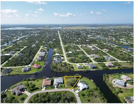 9588 Nastrand Circle Port Charlotte FL 33981
