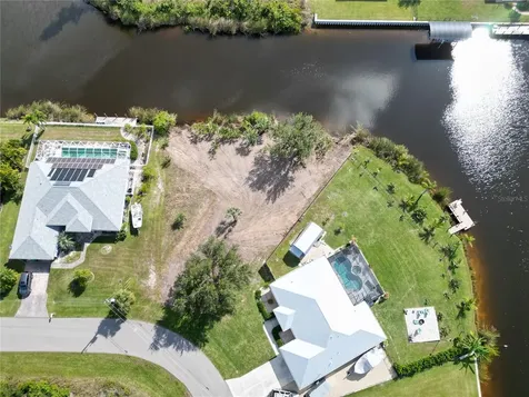 9588 Nastrand Circle Port Charlotte FL 33981