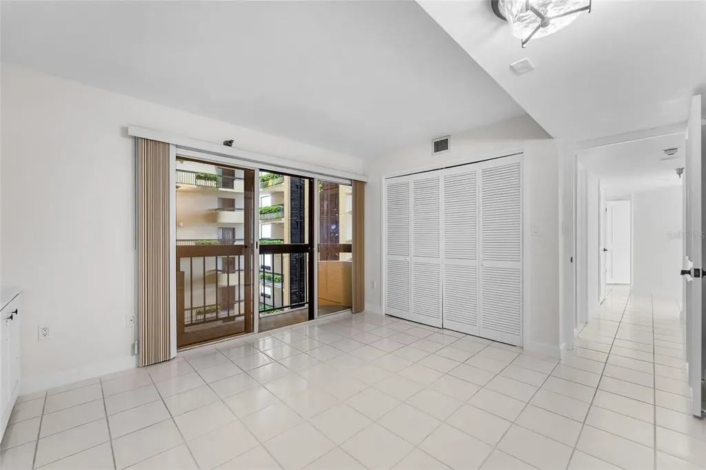 2413 Bayshore Boulevard Tampa FL 33629
