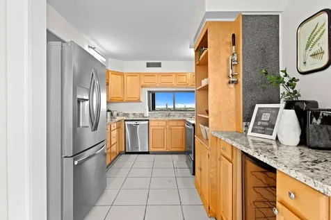 2413 Bayshore Boulevard Tampa FL 33629