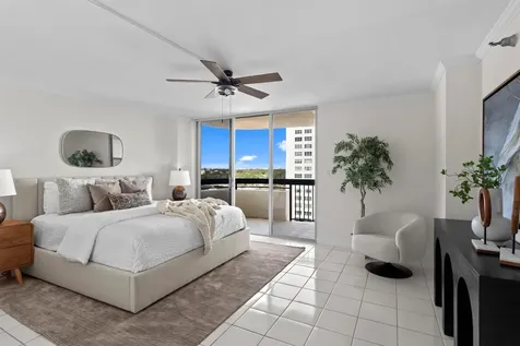 2413 Bayshore Boulevard Tampa FL 33629