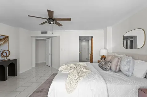2413 Bayshore Boulevard Tampa FL 33629