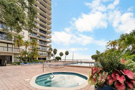 2413 Bayshore Boulevard Tampa FL 33629