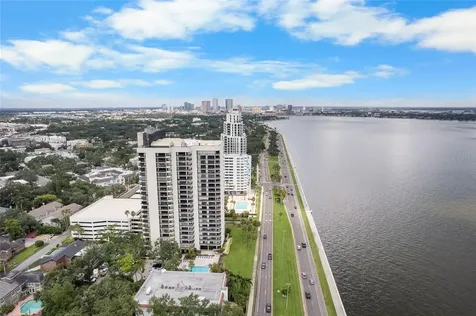 2413 Bayshore Boulevard Tampa FL 33629
