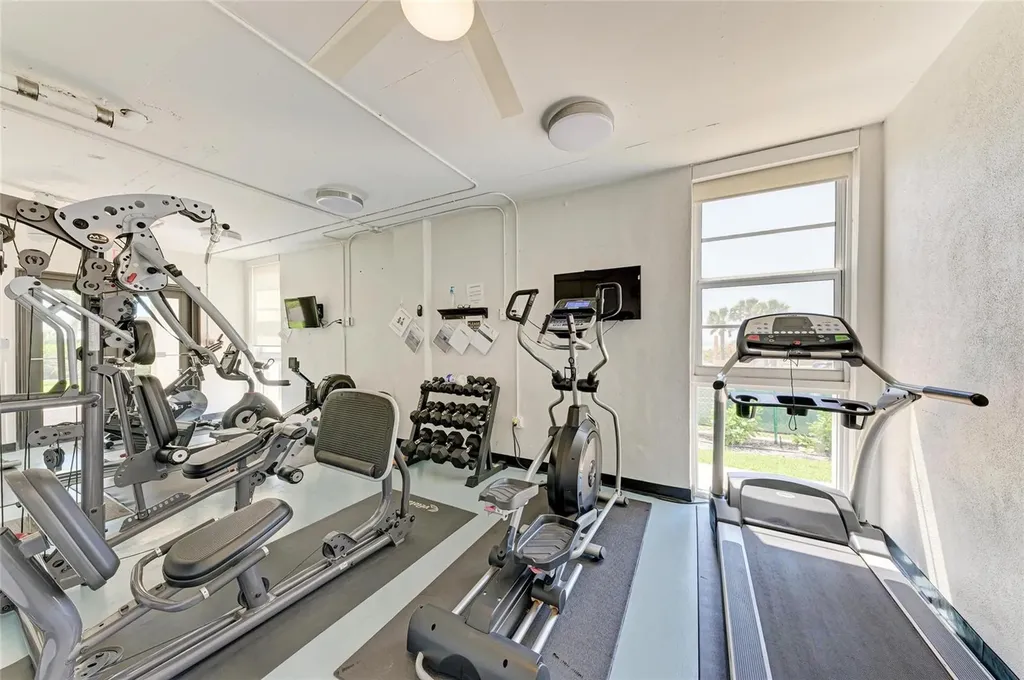 101 Benjamin Franklin Drive Sarasota FL 34236