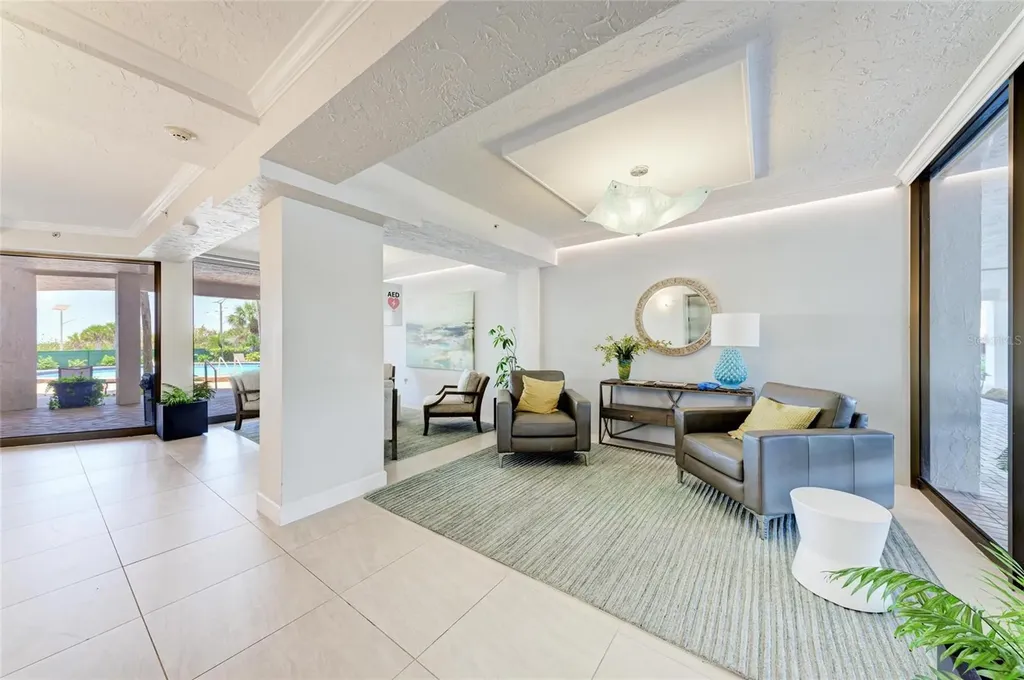 101 Benjamin Franklin Drive Sarasota FL 34236