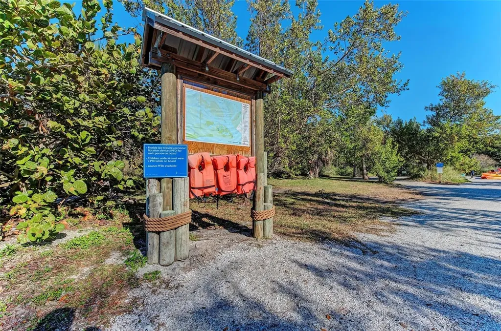 101 Benjamin Franklin Drive Sarasota FL 34236