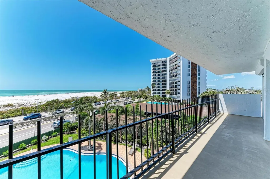 101 Benjamin Franklin Drive Sarasota FL 34236