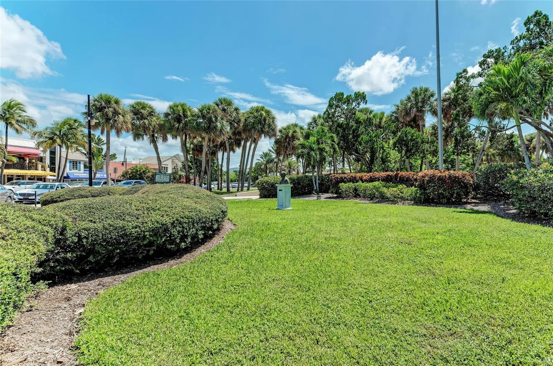 101 Benjamin Franklin Drive Sarasota FL 34236