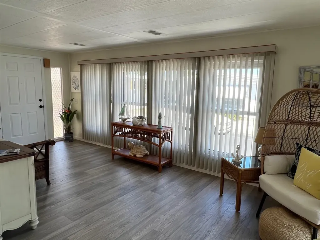 825 Coconut Palm Street Largo FL 33778