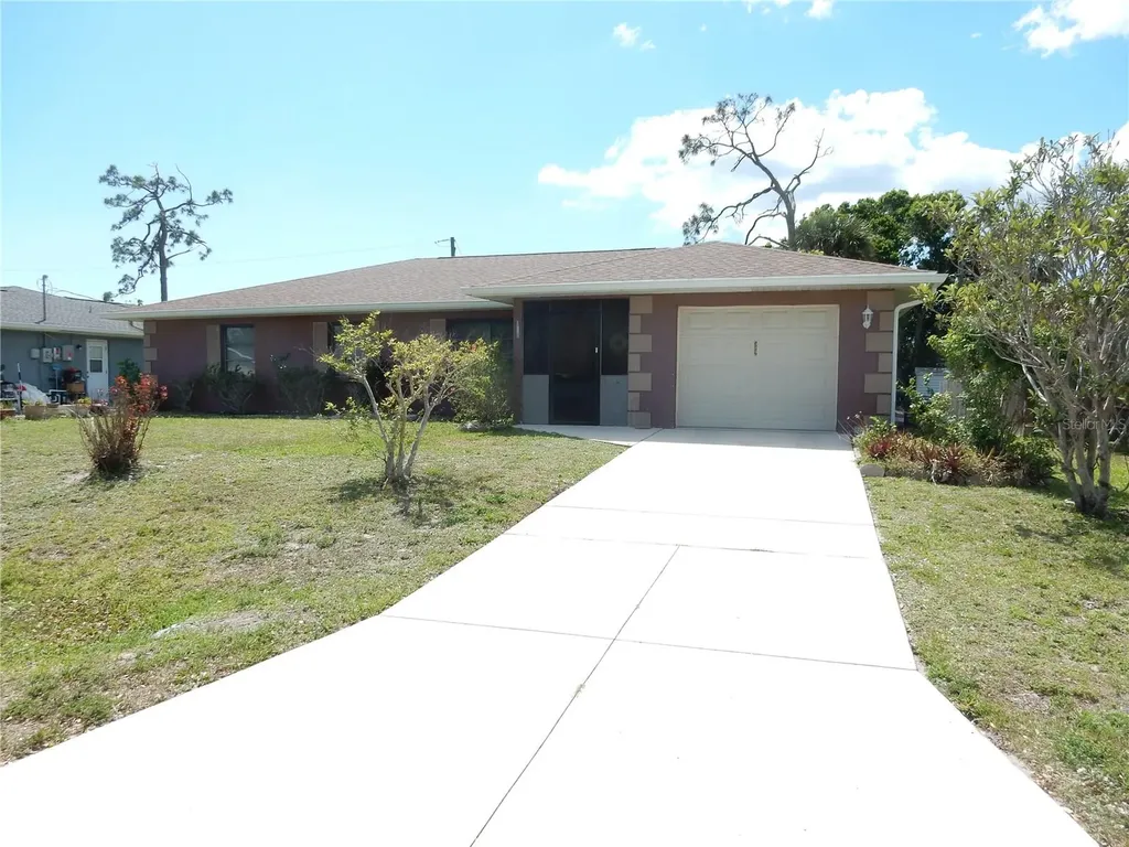 582 Reading Street NW Port Charlotte FL 33952