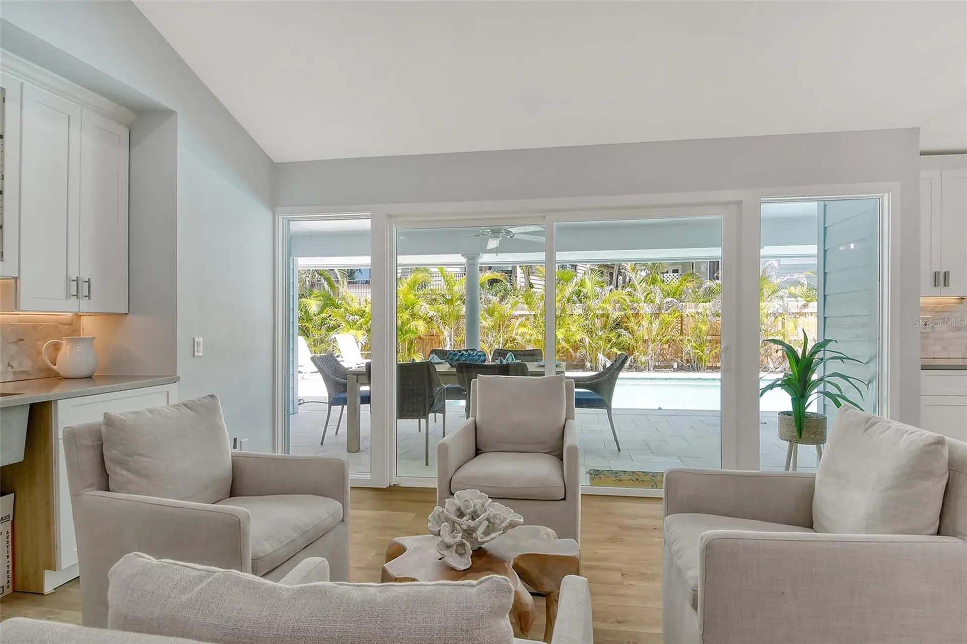 4852 Featherbed Lane Sarasota FL 34242