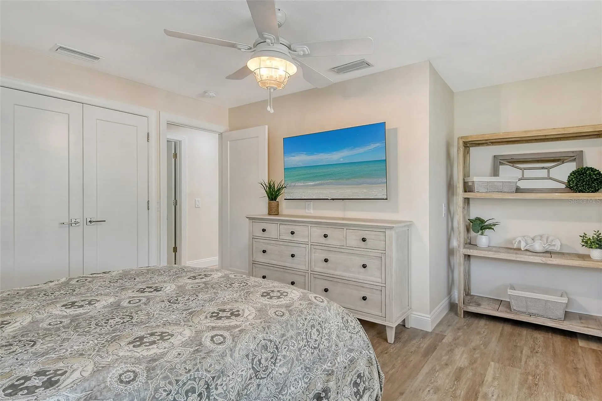4852 Featherbed Lane Sarasota FL 34242