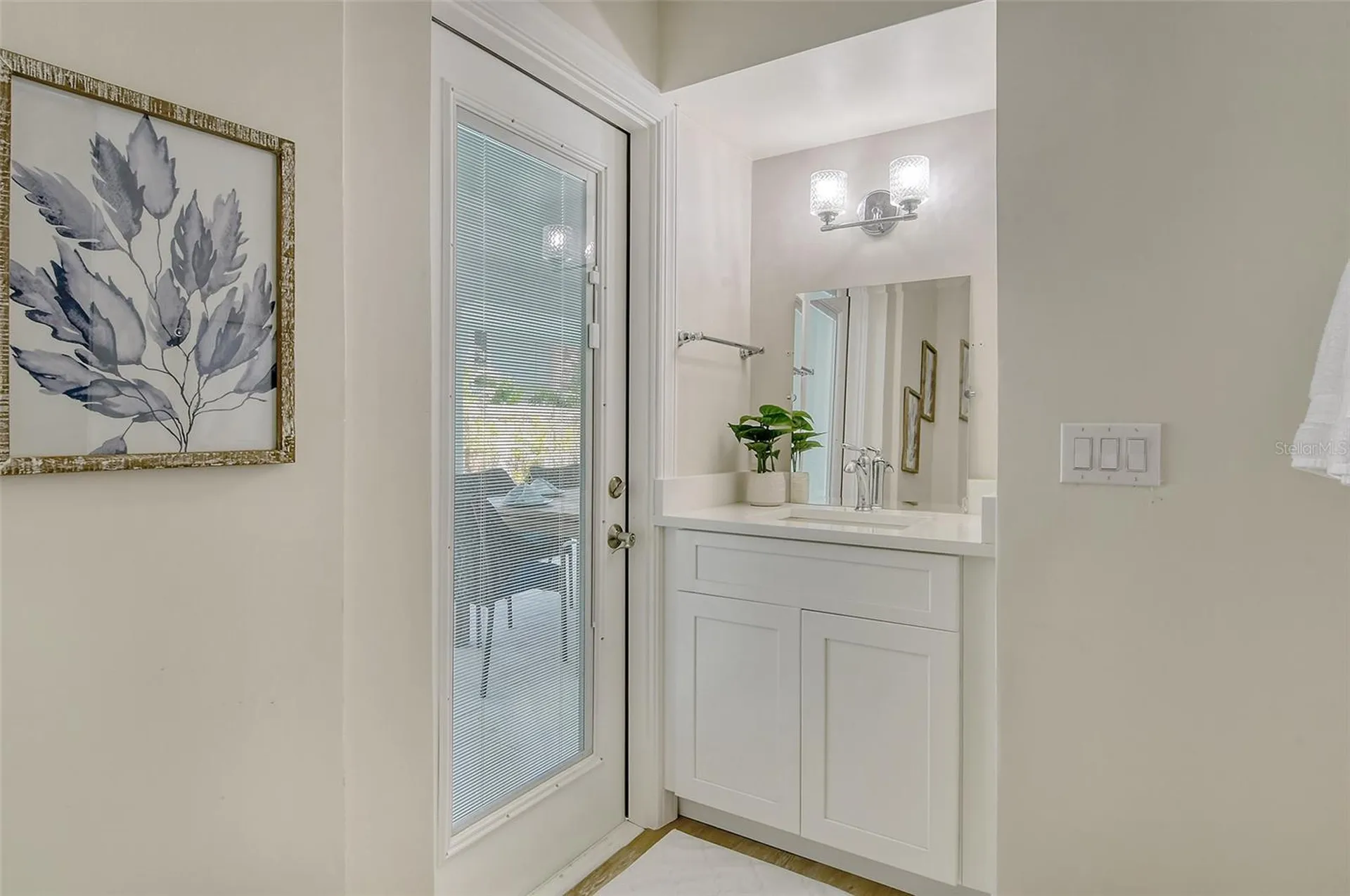 4852 Featherbed Lane Sarasota FL 34242