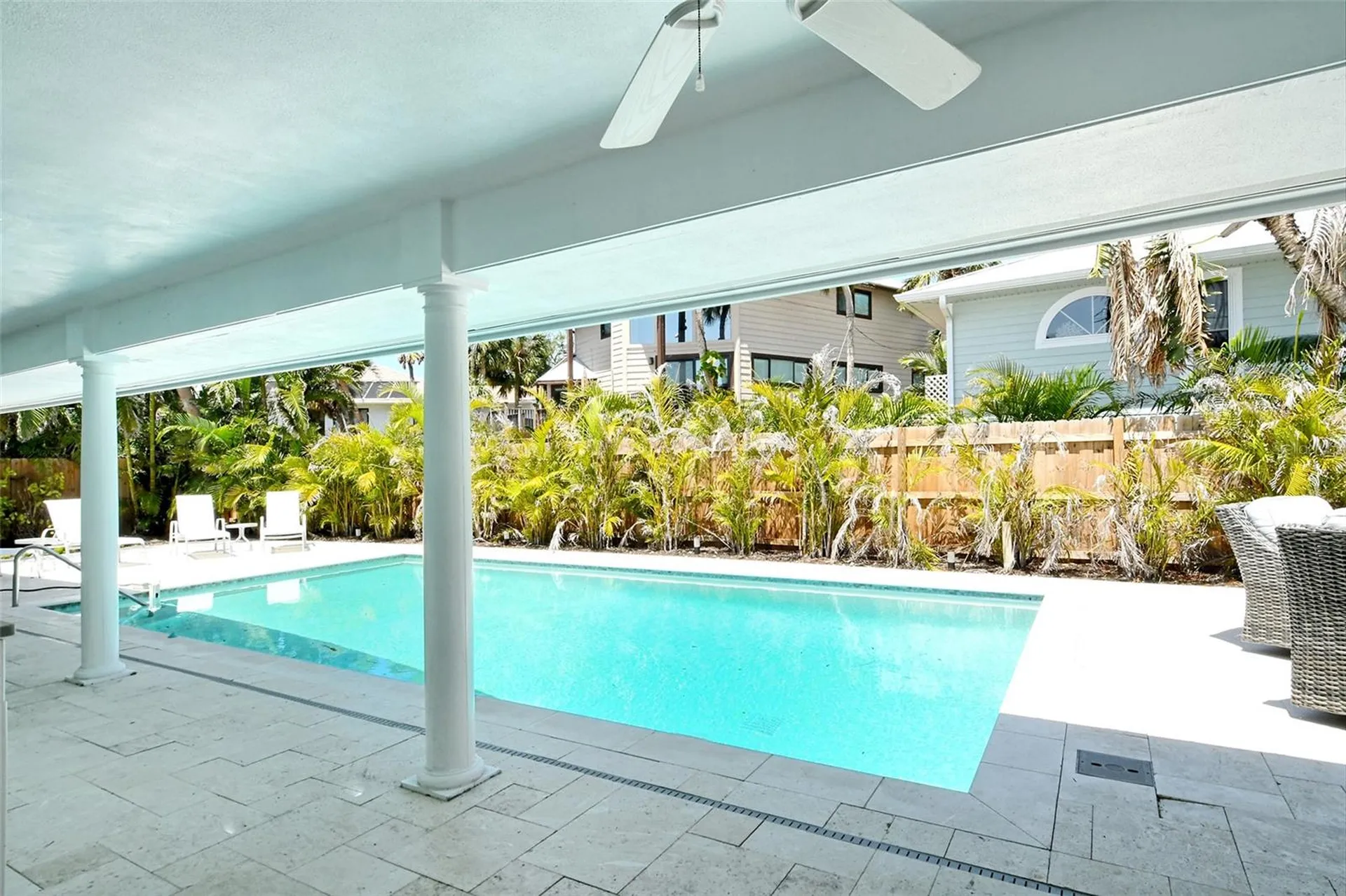 4852 Featherbed Lane Sarasota FL 34242