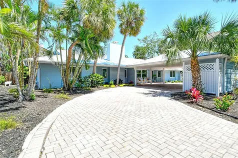 4852 Featherbed Lane Sarasota FL 34242