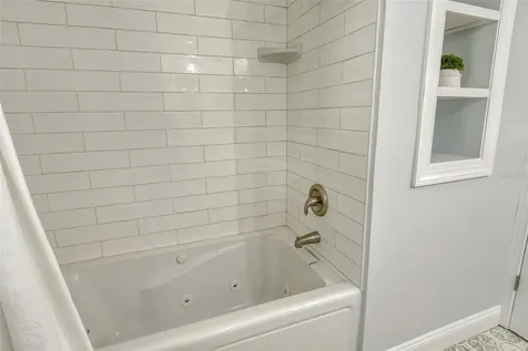 4852 Featherbed Lane Sarasota FL 34242