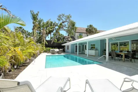 4852 Featherbed Lane Sarasota FL 34242