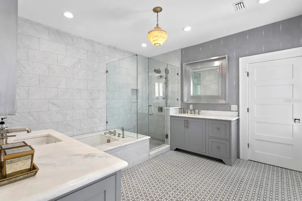 147 & 139 Edgewater Drive Dunedin FL 34698