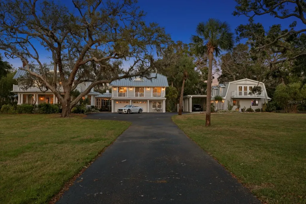 147 & 139 Edgewater Drive Dunedin FL 34698