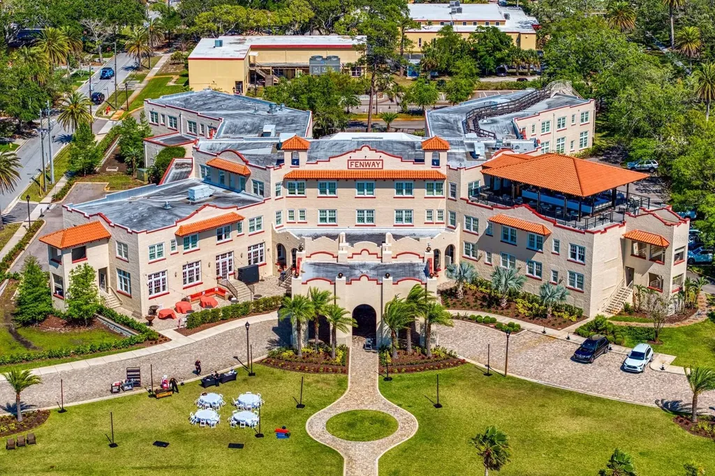 147 & 139 Edgewater Drive Dunedin FL 34698