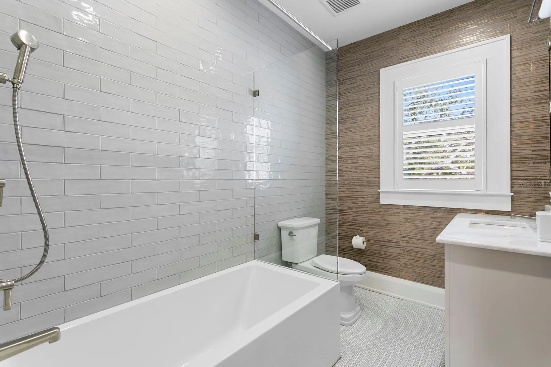 147 & 139 Edgewater Drive Dunedin FL 34698