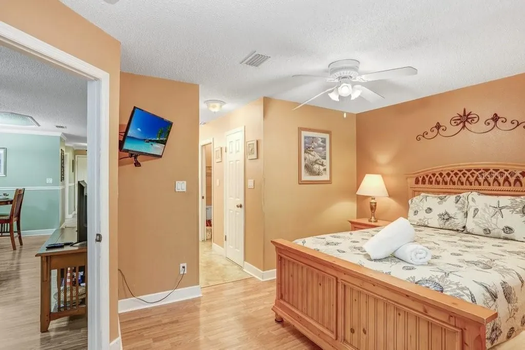 8838 Coral Palms Court Kissimmee FL 34747