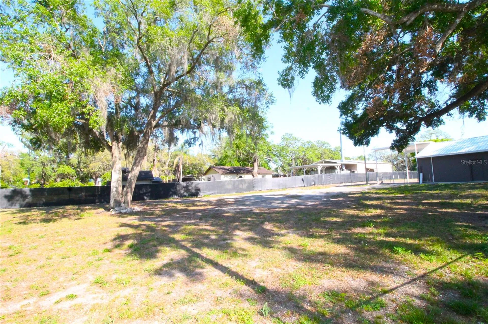 114 W Myers Boulevard Mascotte FL 34753