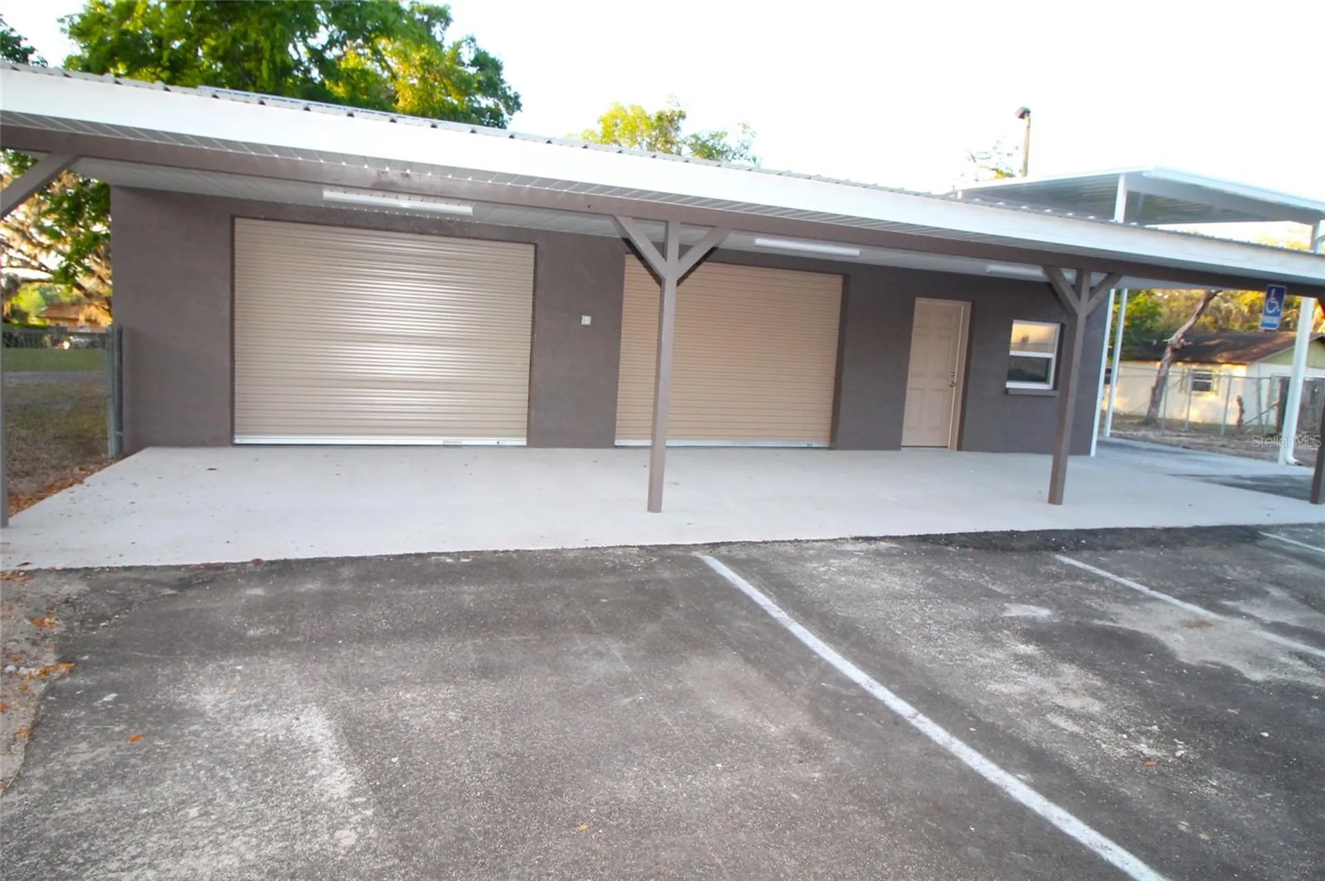 114 W Myers Boulevard Mascotte FL 34753