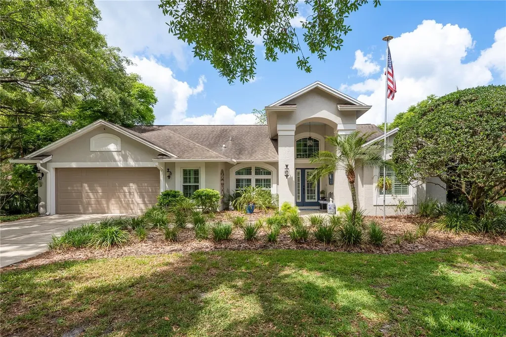 18106 Woodcreek Place Lutz FL 33548