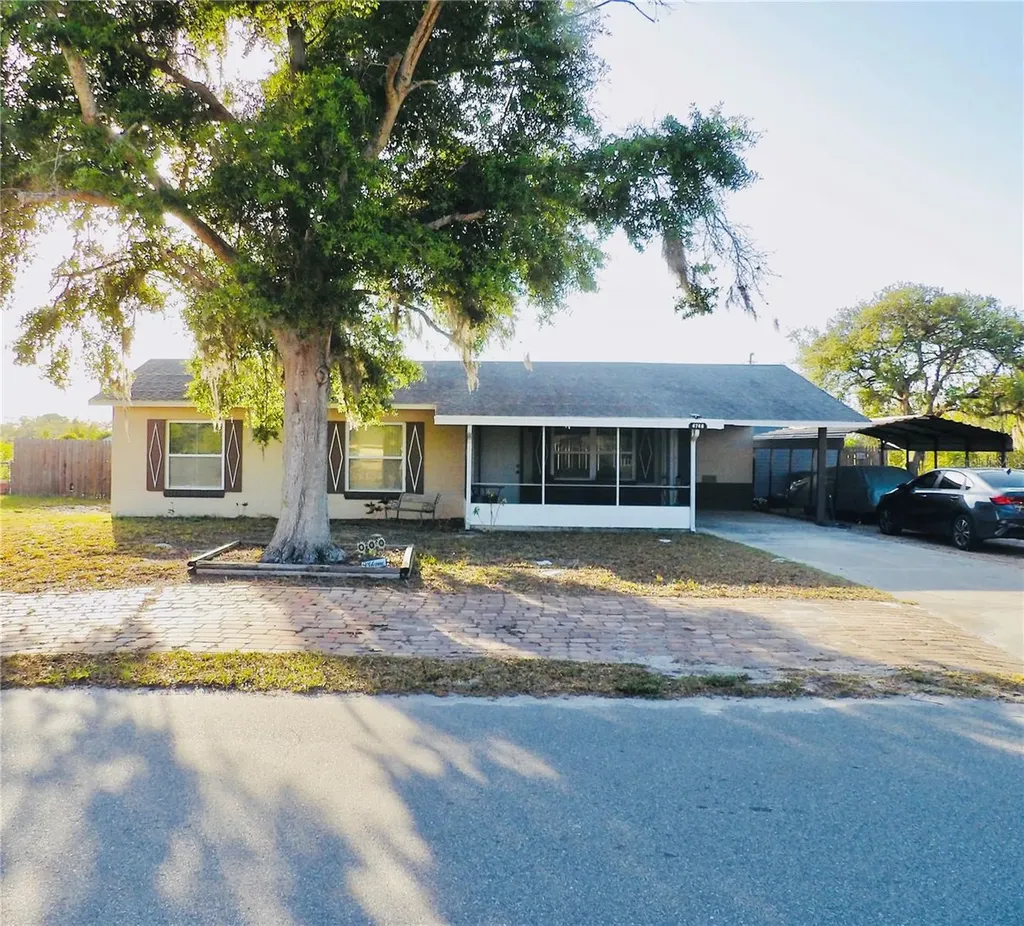 4746 Wales Street Lake Wales FL 33859