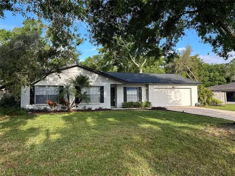 15540 Woodway Drive Tampa FL 33613