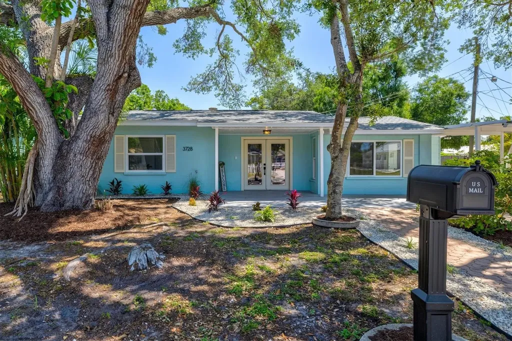3728 Rilma Avenue Sarasota FL 34234