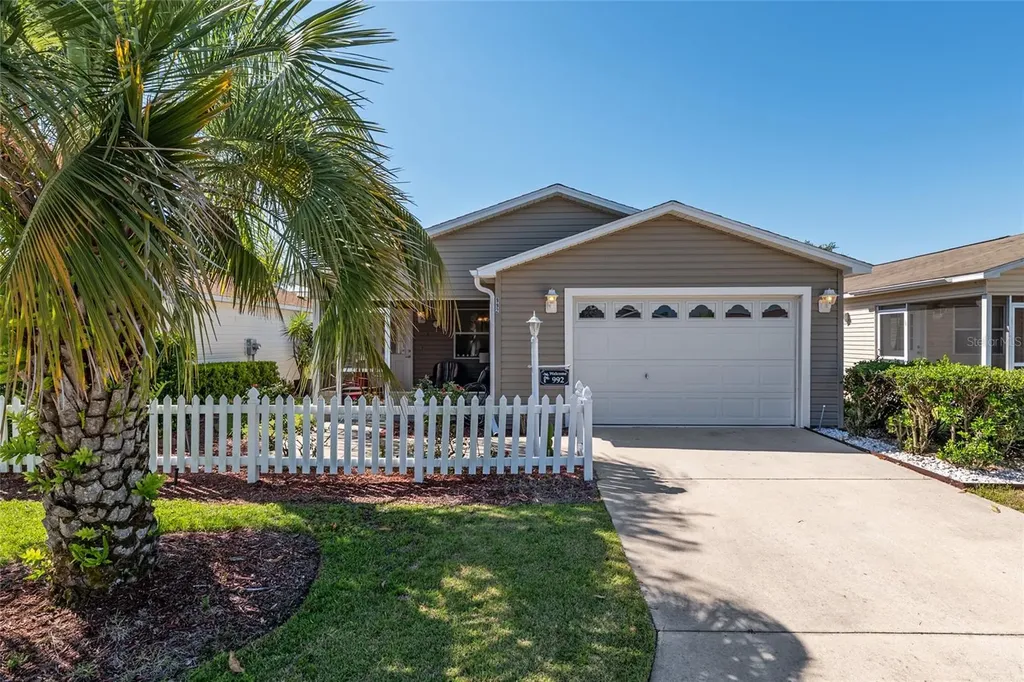 992 Pinewood Place The Villages FL 32162