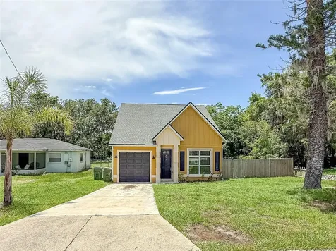217 S East Street Leesburg FL 34748