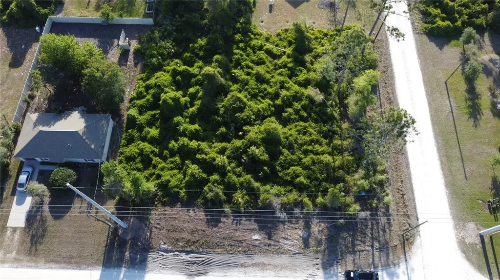 1190 9th Avenue Deland FL 32724