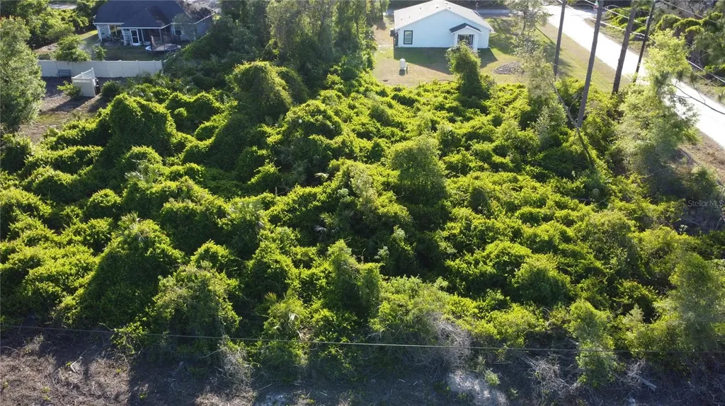 1190 9th Avenue Deland FL 32724