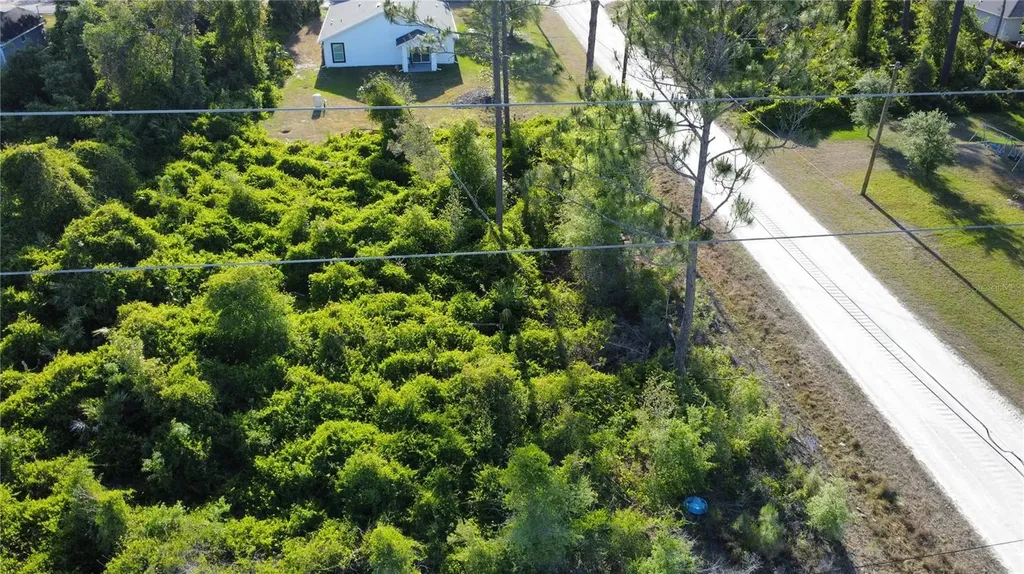 1190 9th Avenue Deland FL 32724