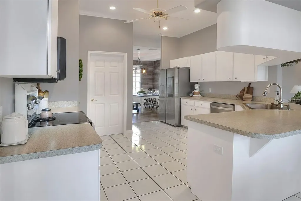 5810 Lake Victoria Drive Lakeland FL 33813