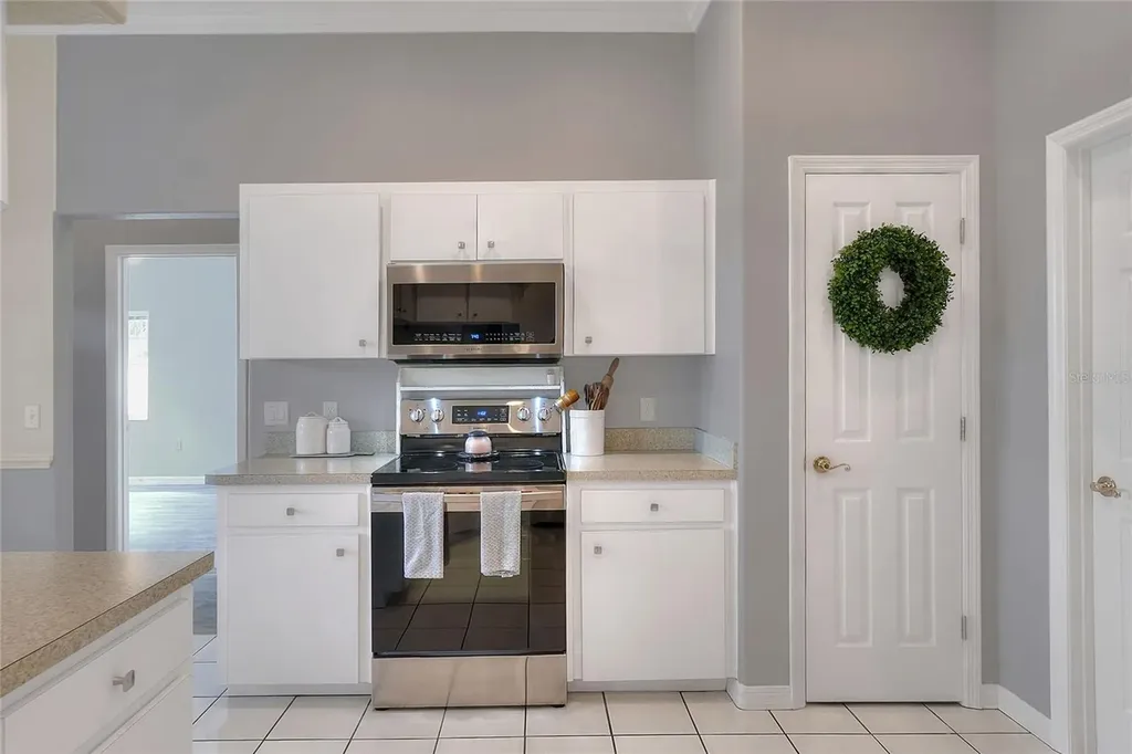 5810 Lake Victoria Drive Lakeland FL 33813