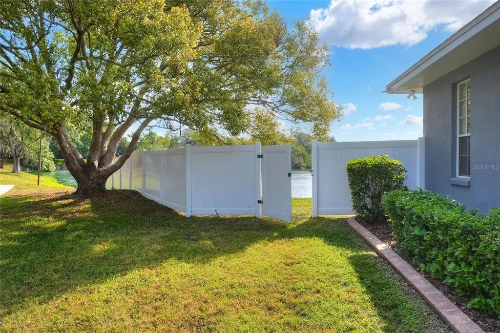 5810 Lake Victoria Drive Lakeland FL 33813